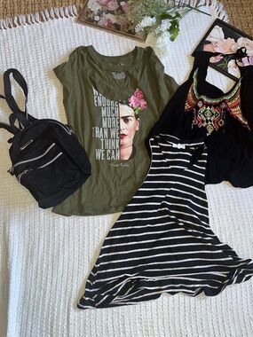 Stone Mountain Backpack & top Bundle szL/XL tops & black backpack 4less as is